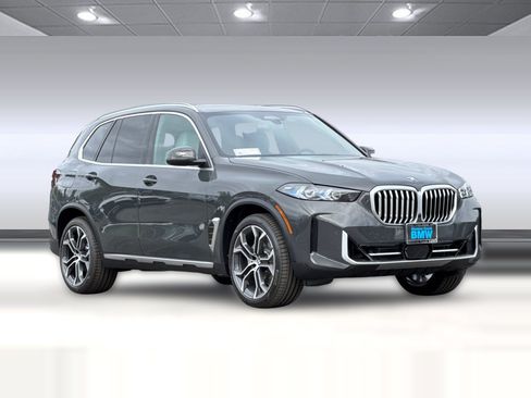 Used 2026 BMW X5 xDrive40i AWD/4WD image 7