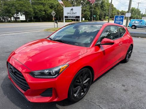 Used 2021 Hyundai Veloster 2.0 Premium FWD image 3