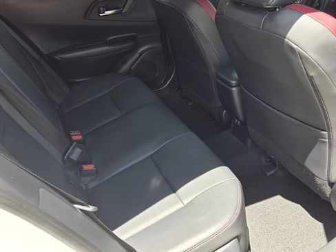Used 2024 Toyota Prius Prime FWD image 10
