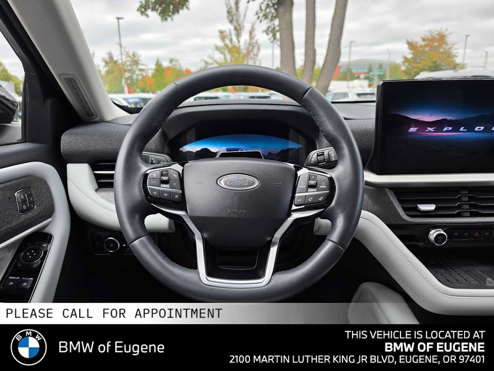 Used 2025 Ford Explorer Platinum w/ Ultimate Package AWD/4WD image 22
