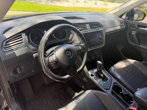 Used 2018 Volkswagen Tiguan S FWD image 8