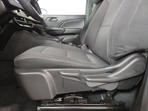 Certified 2023 Chevrolet Colorado W/T RWD image 28