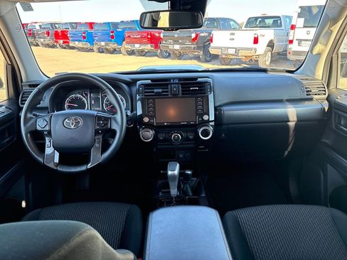 Used 2024 Toyota 4Runner TRD Off-Road image 16