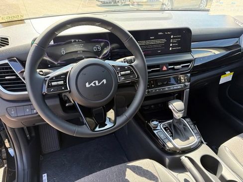 New 2026 Kia Seltos S AWD/4WD image 14