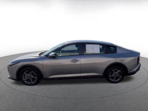 Used 2025 Kia K4 LXS image 7