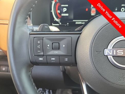 Used 2024 Nissan Pathfinder Platinum w/ Cargo Package FWD image 7