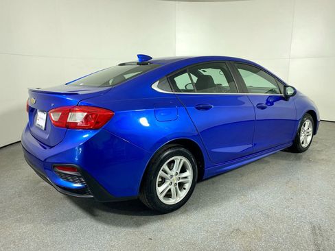 Used 2017 Chevrolet Cruze LT w/ RS Package image 33