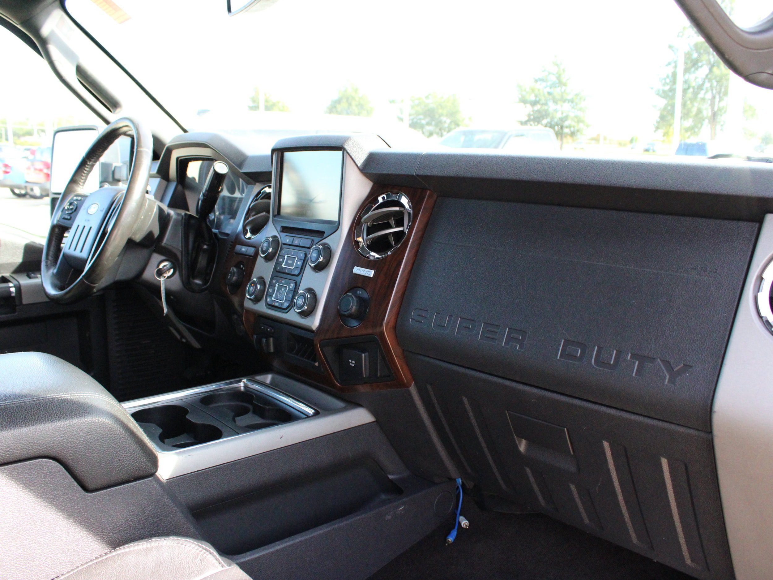 Used 2016 Ford F250 Lariat w/ Lariat Interior Package AWD/4WD image 40