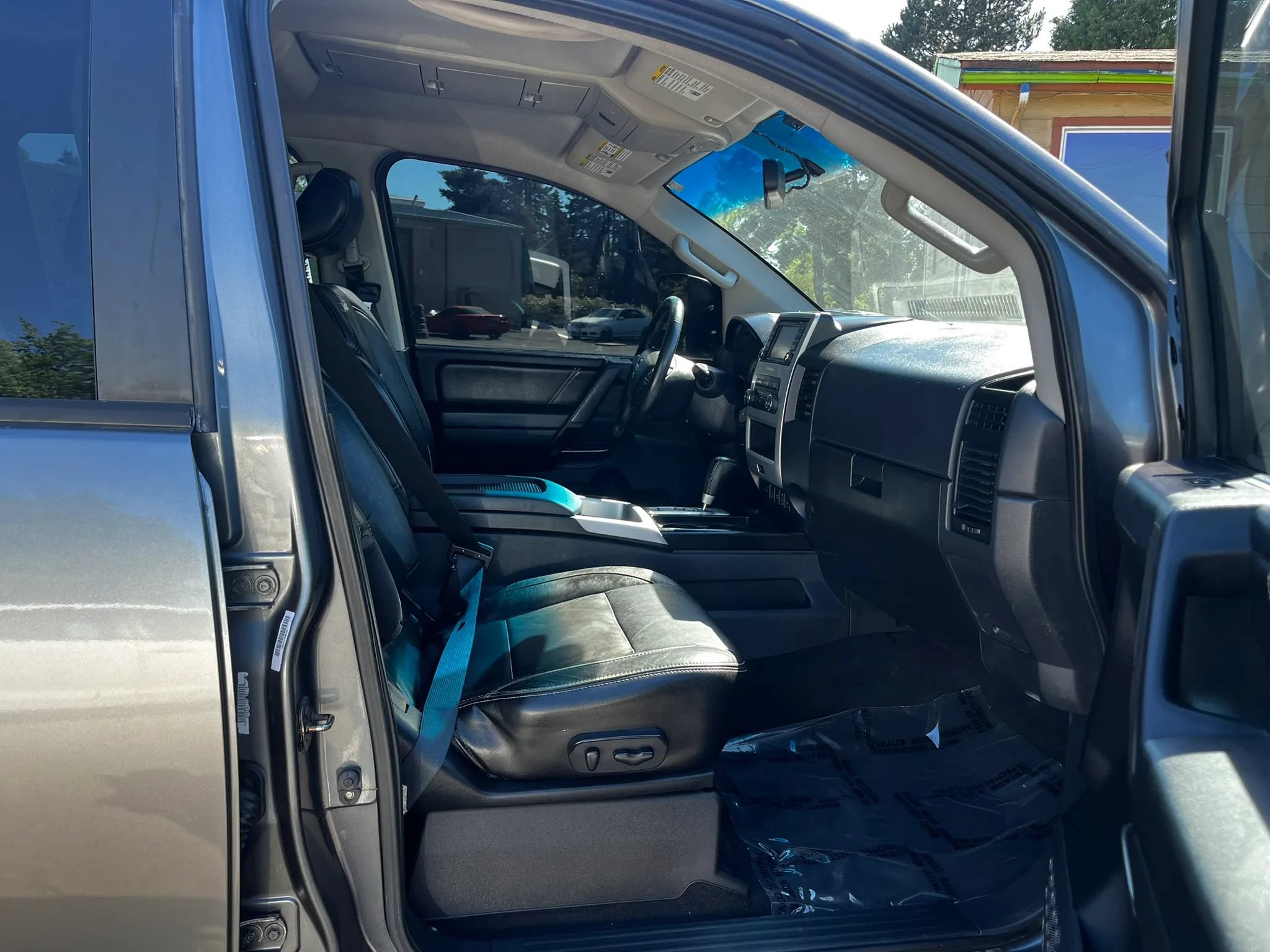 Used 2013 Nissan Titan PRO-4X w/ Pro-4x Luxury Pkg AWD/4WD image 15