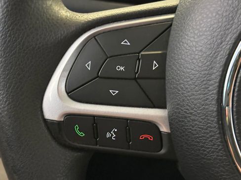 Used 2021 Jeep Renegade Sport FWD image 40