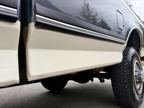Used 1990 Ford F250 XL 2dr 4WD Standard Cab LB HD image 83