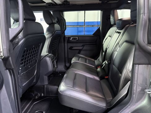Certified 2025 Ford Bronco Badlands AWD/4WD image 29