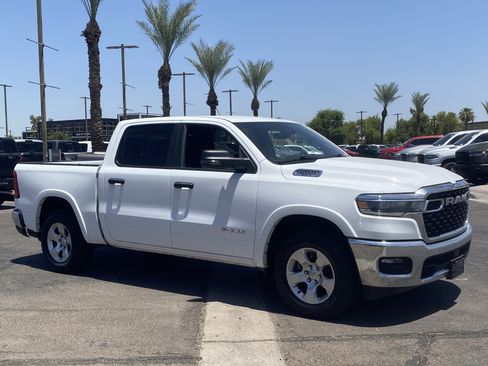 Certified 2025 RAM 1500 Big Horn AWD/4WD image 7