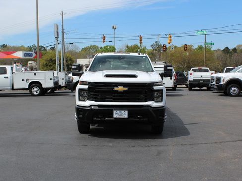 Used 2024 Chevrolet Silverado 3500 W/T w/ WT Convenience Package image 9
