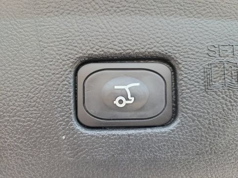 Used 2024 Ford Edge SEL w/ Convenience Package AWD/4WD image 10