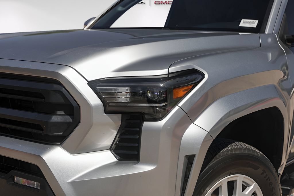 Used 2024 Toyota Tacoma SR5 AWD/4WD image 3