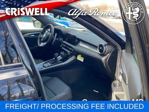 Used 2024 Alfa Romeo Tonale Veloce image 36