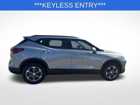 Used 2023 Chevrolet Blazer LT w/ Convenience Package FWD image 6