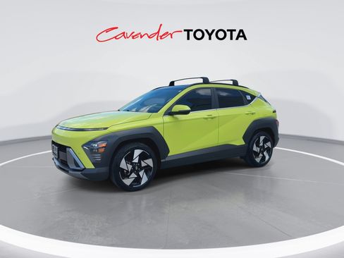 Used 2025 Hyundai Kona Limited FWD image 4