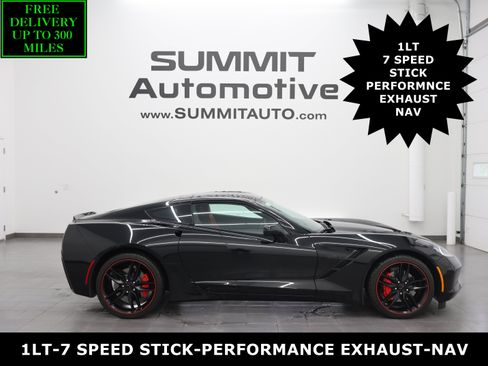 Used 2019 Chevrolet Corvette Stingray Coupe w/ Carbon Flash Badge Package RWD image 1