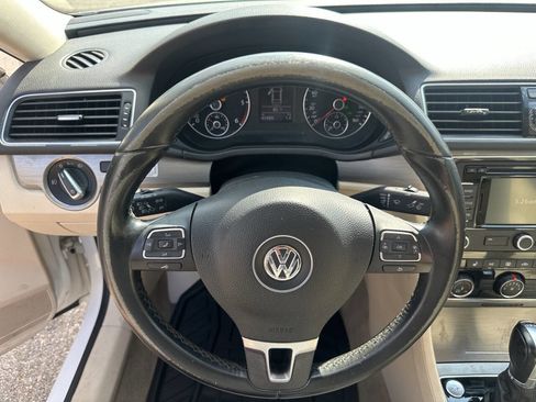 Used 2014 Volkswagen Passat TDI SE image 14