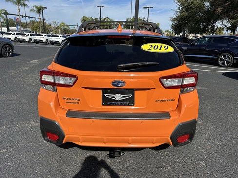 Used 2019 Subaru Crosstrek 2.0i Limited w/ Moonroof Package w/Navigation image 10