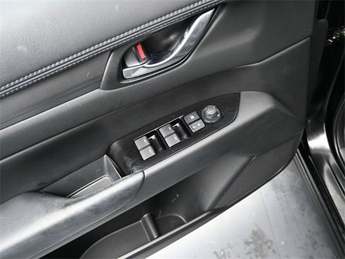 Used 2023 MAZDA CX-5 AWD 2.5 S w/ Select Package image 19