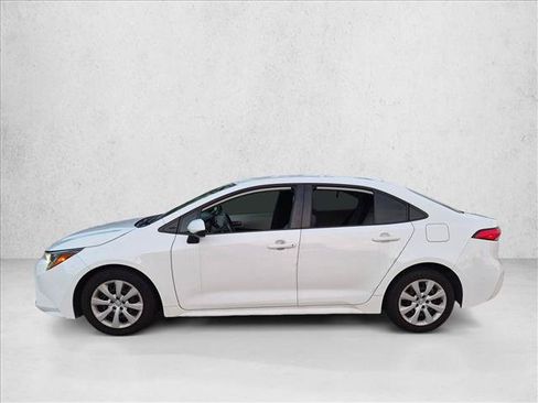 Certified 2022 Toyota Corolla LE FWD image 8