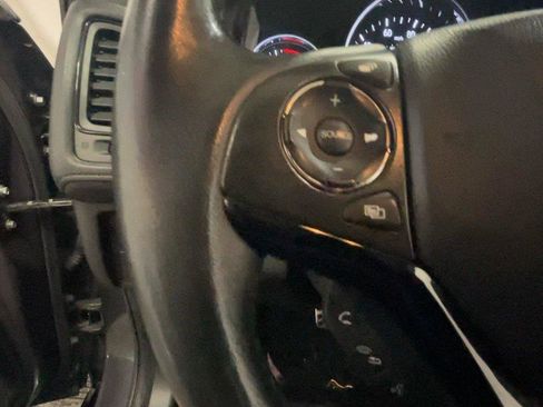 Used 2019 Honda HR-V Sport image 35