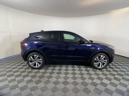 Certified 2024 Jaguar E-PACE R-Dynamic SE image 7