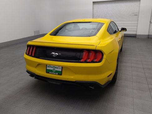 Used 2018 Ford Mustang Coupe w/ Equipment Group 101A RWD image 7