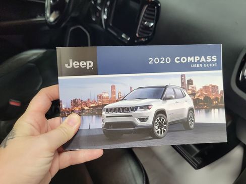 Used 2020 Jeep Compass Limited image 30