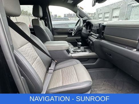 Used 2023 Chevrolet Silverado 1500 ZR2 AWD/4WD image 2