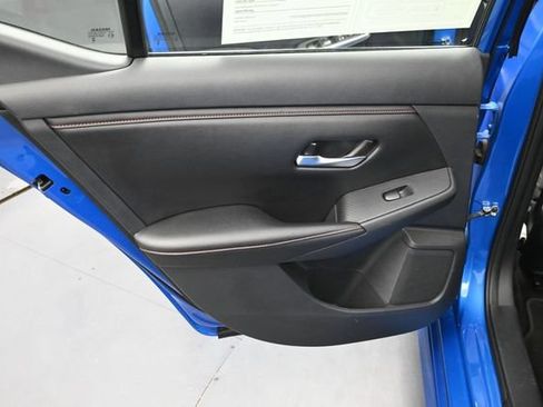 Used 2025 Nissan Sentra SR FWD image 26