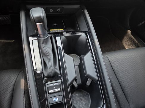 Used 2023 Honda Accord Touring image 14