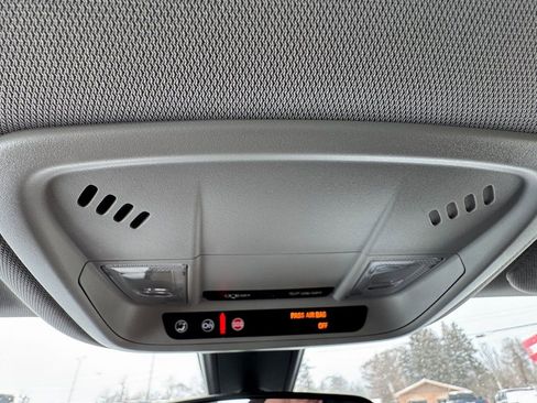 Used 2019 Chevrolet Malibu LT image 23