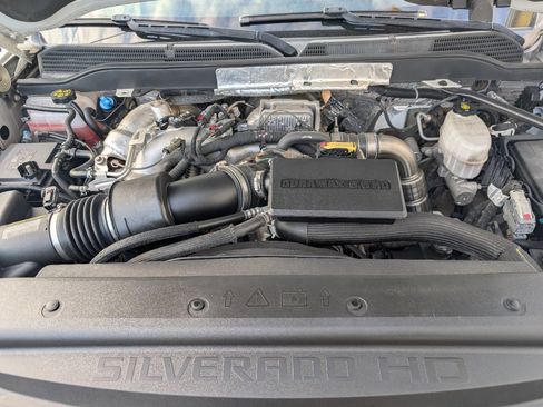 Used 2018 Chevrolet Silverado 2500 LT w/ Z71 Package, Off-Road AWD/4WD image 13