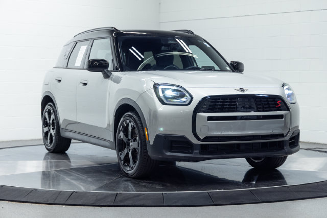 Certified 2025 MINI Cooper Countryman S AWD/4WD image 4