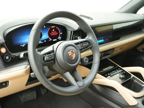 New 2026 Porsche Cayenne AWD/4WD image 4