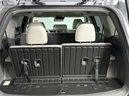 Used 2025 Hyundai Santa Fe Limited FWD image 32