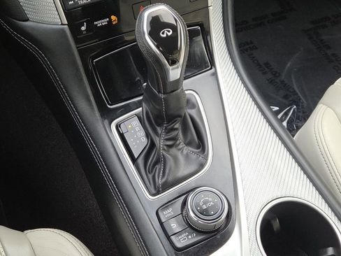 Used 2018 INFINITI Q60 Red Sport 400 w/ Pro Active Package image 27