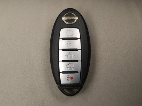 Used 2023 Nissan Altima 2.5 SV FWD image 32