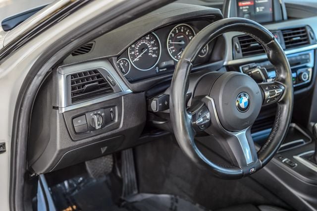 Used 2018 BMW 340i Sedan RWD image 25