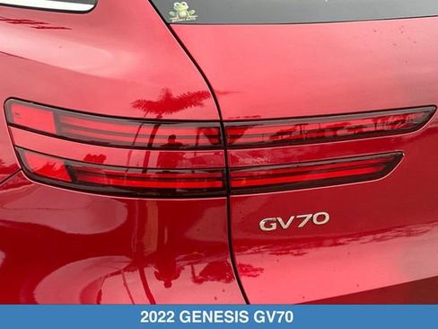 Used 2022 Genesis GV70 2.5T w/ Advanced Package AWD/4WD image 30