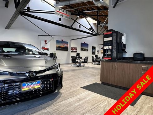 Used 2018 Toyota Prius Two image 30