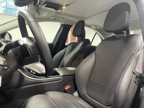 Used 2025 Mercedes-Benz C 300 4MATIC Sedan image 22