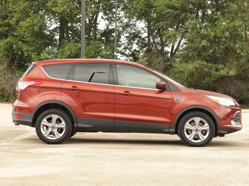 Used 2014 Ford Escape SE AWD/4WD image 8
