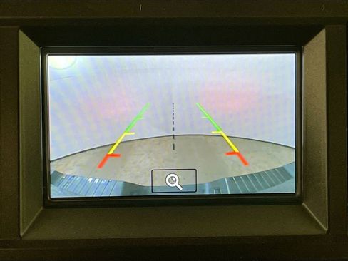 Used 2022 Ford F250 XL w/ Power Equipment Group image 16