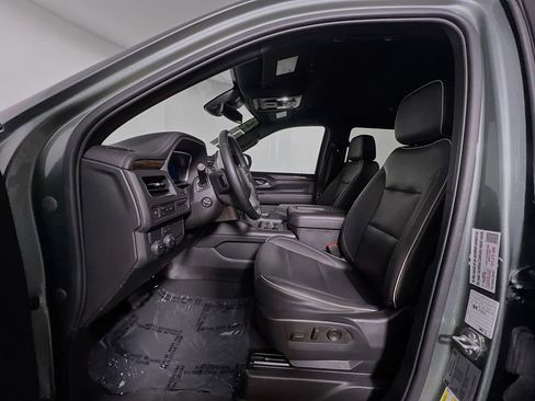 Used 2023 Chevrolet Tahoe Premier RWD image 11