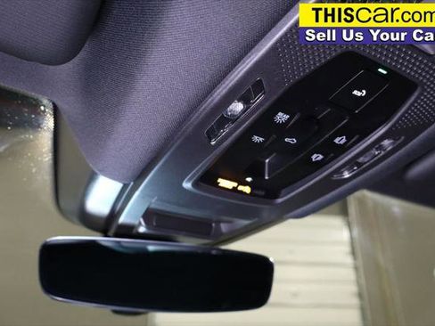 Used 2024 Porsche Cayenne image 19